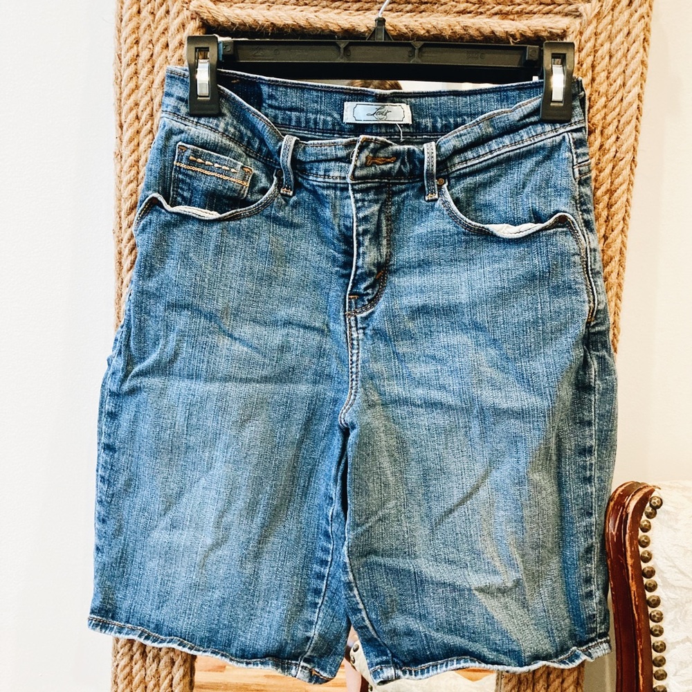 Levi’s Bermuda Shorts